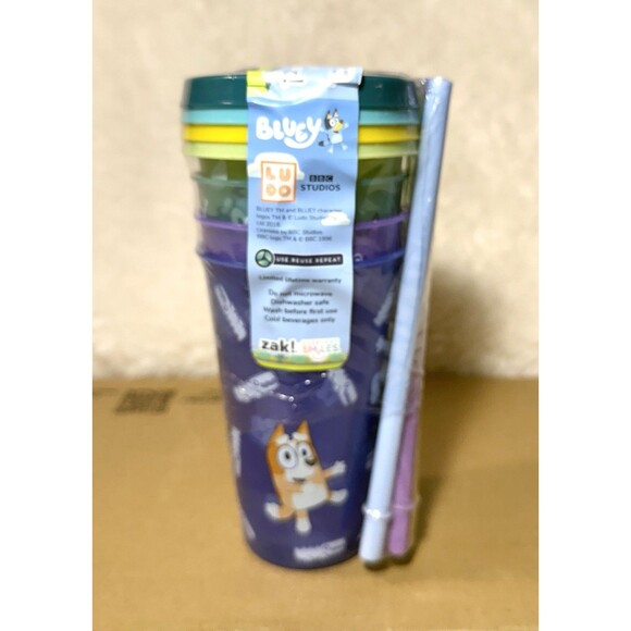 Bluey Color Changing Tumblers 4 Pack Zak Everyday Smiles Cups with Straws NEW - Picture 4 of 5